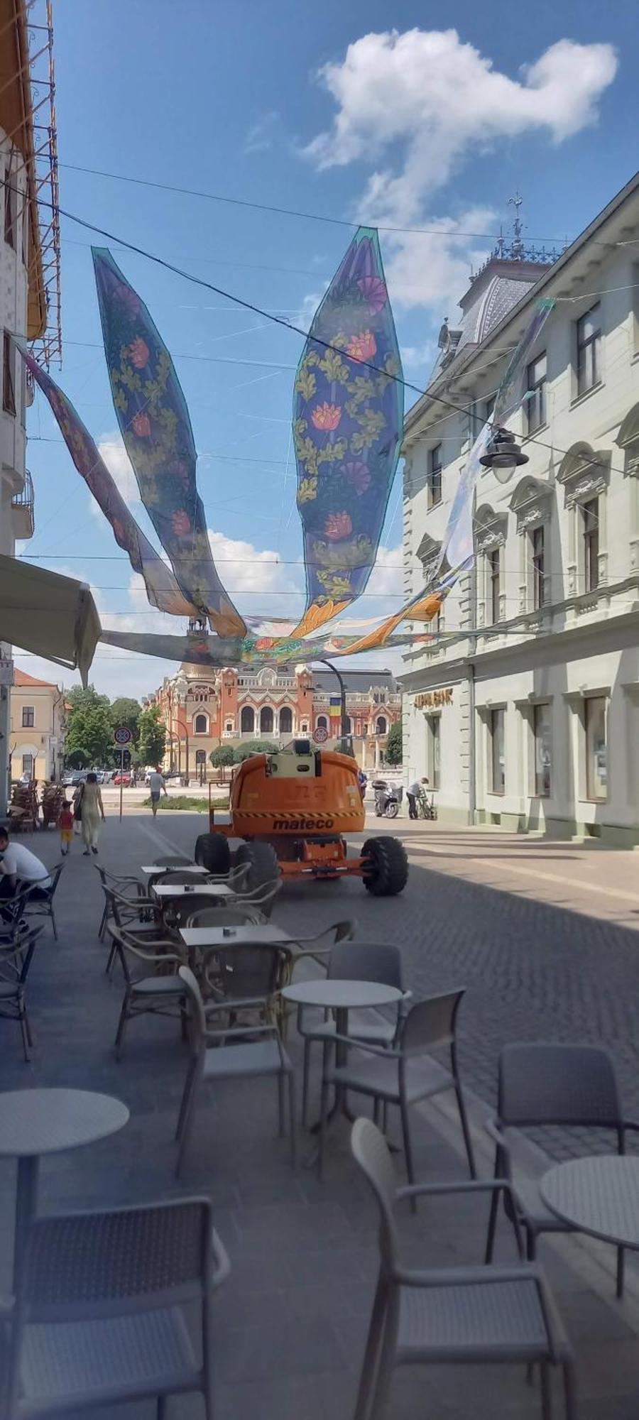Luna Oradea Buitenkant foto
